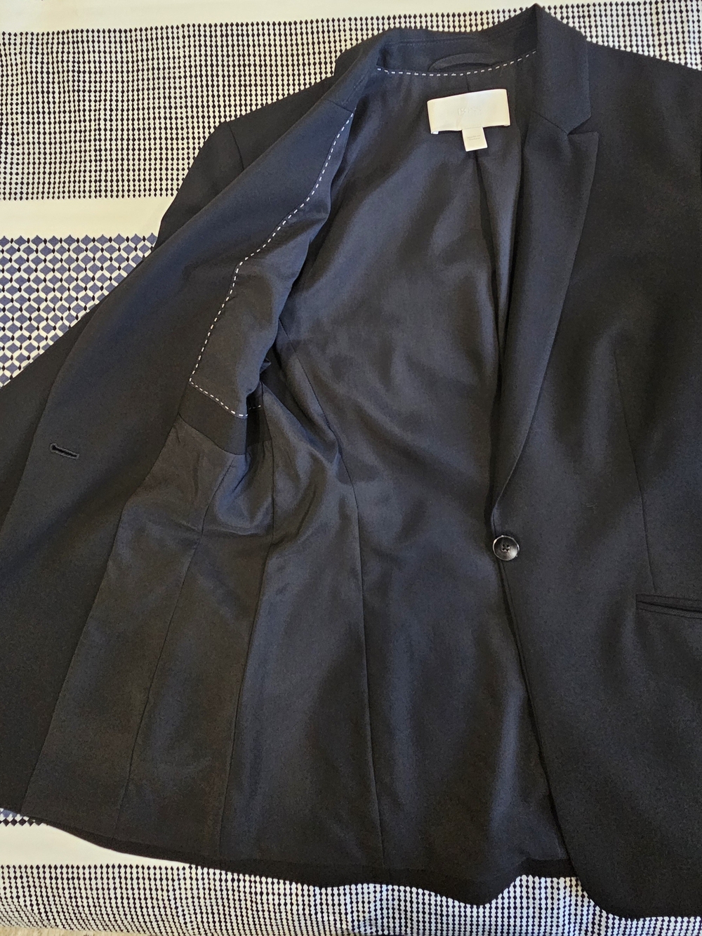 Boss Black Single-Button Women's Tailored Blazer - Picture 6 of 12